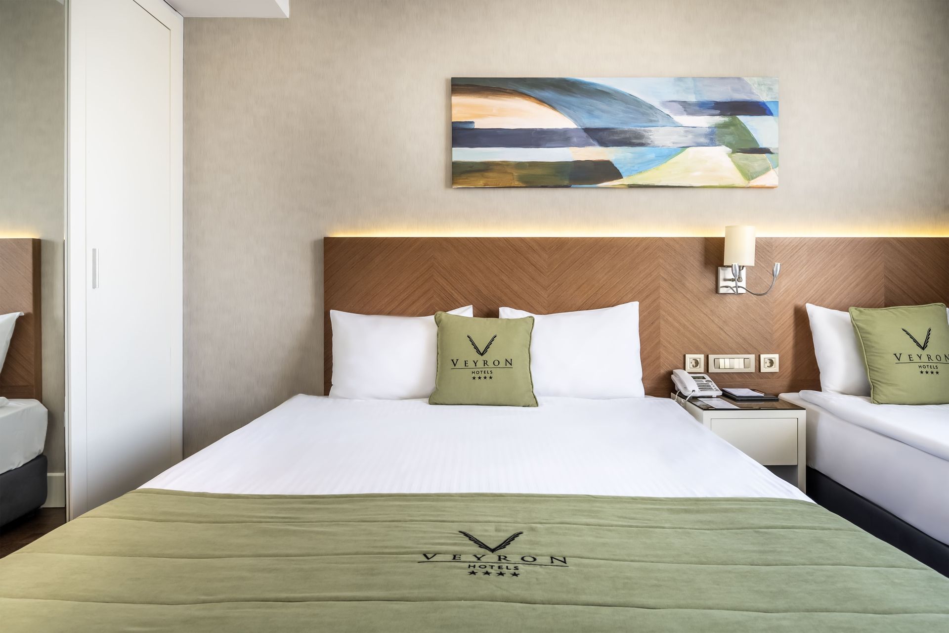 Veyron Hotels & Spa, İstanbul, Üç Kişilik Oda