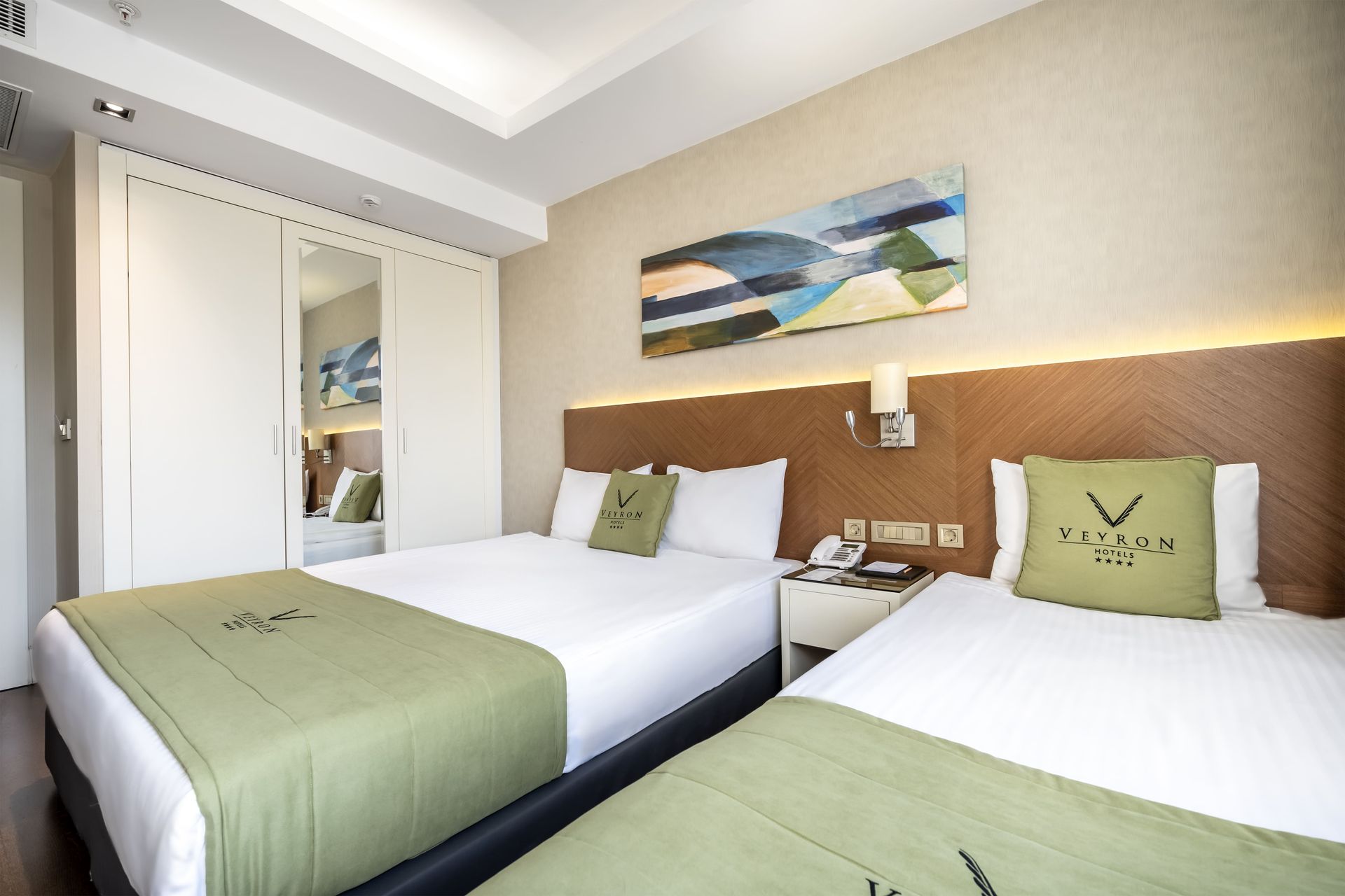 Veyron Hotels & Spa, İstanbul, Üç Kişilik Oda