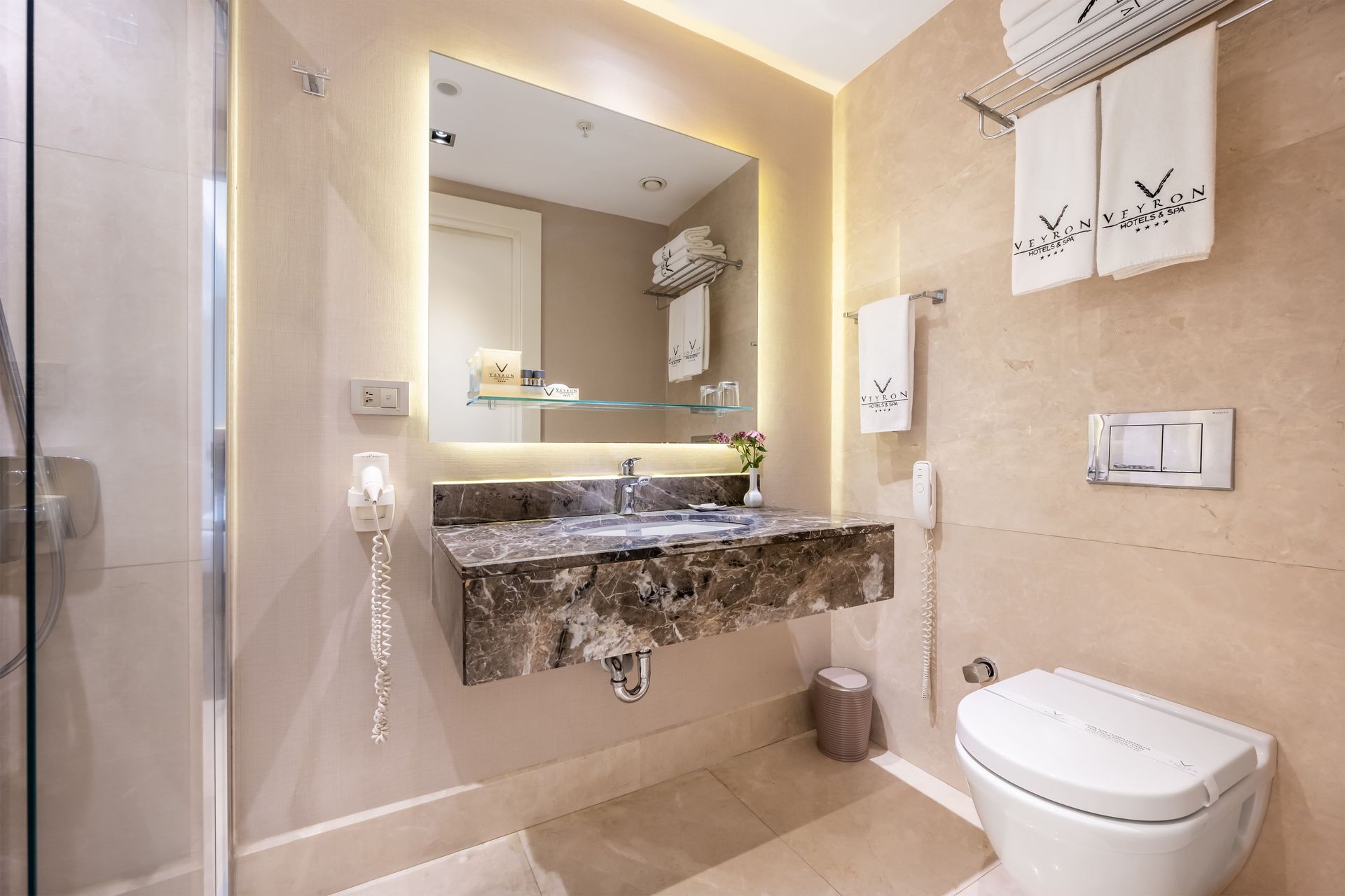 Veyron Hotels & Spa, İstanbul, Üç Kişilik Oda