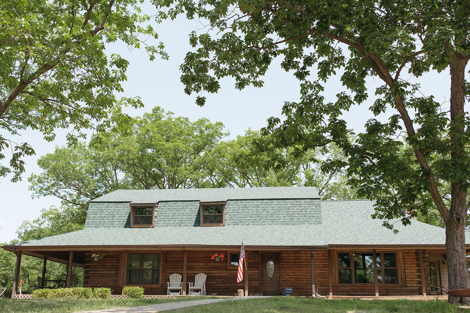 Get the Most Out of Your Wedding With Our Private Wedding Accommodations at the Champagne Barn.