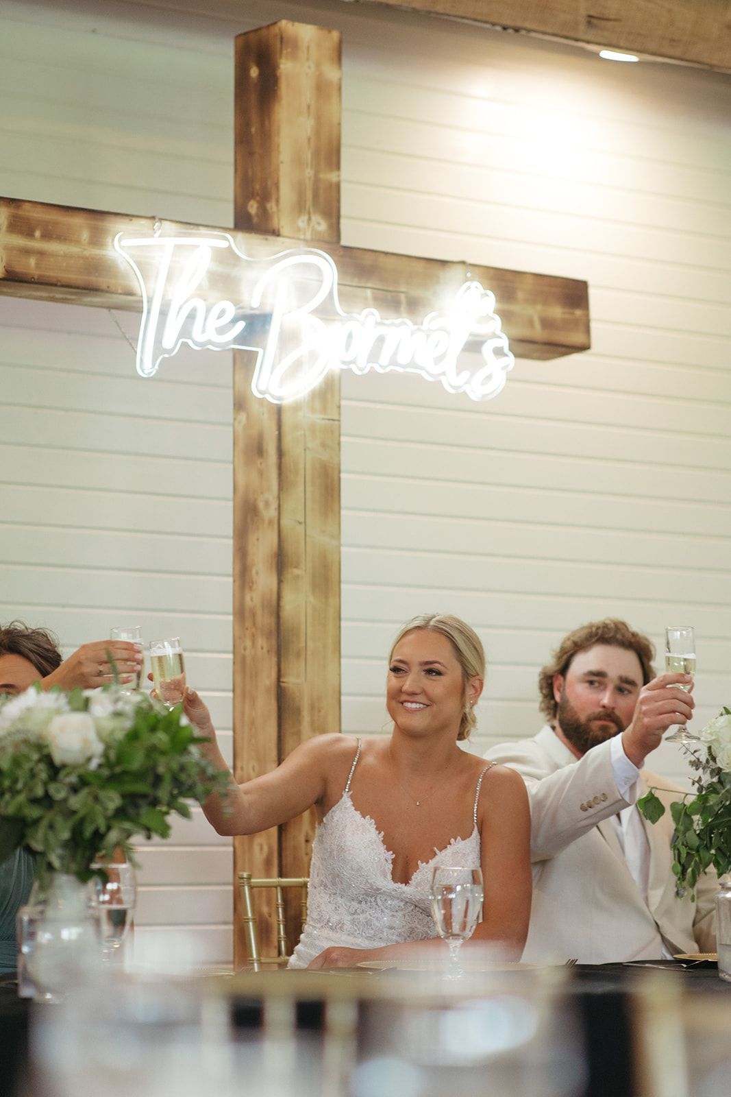Plan the Perfect Wedding in Mid-Missouri at the Champagne Barn in Harrisburg, MO.