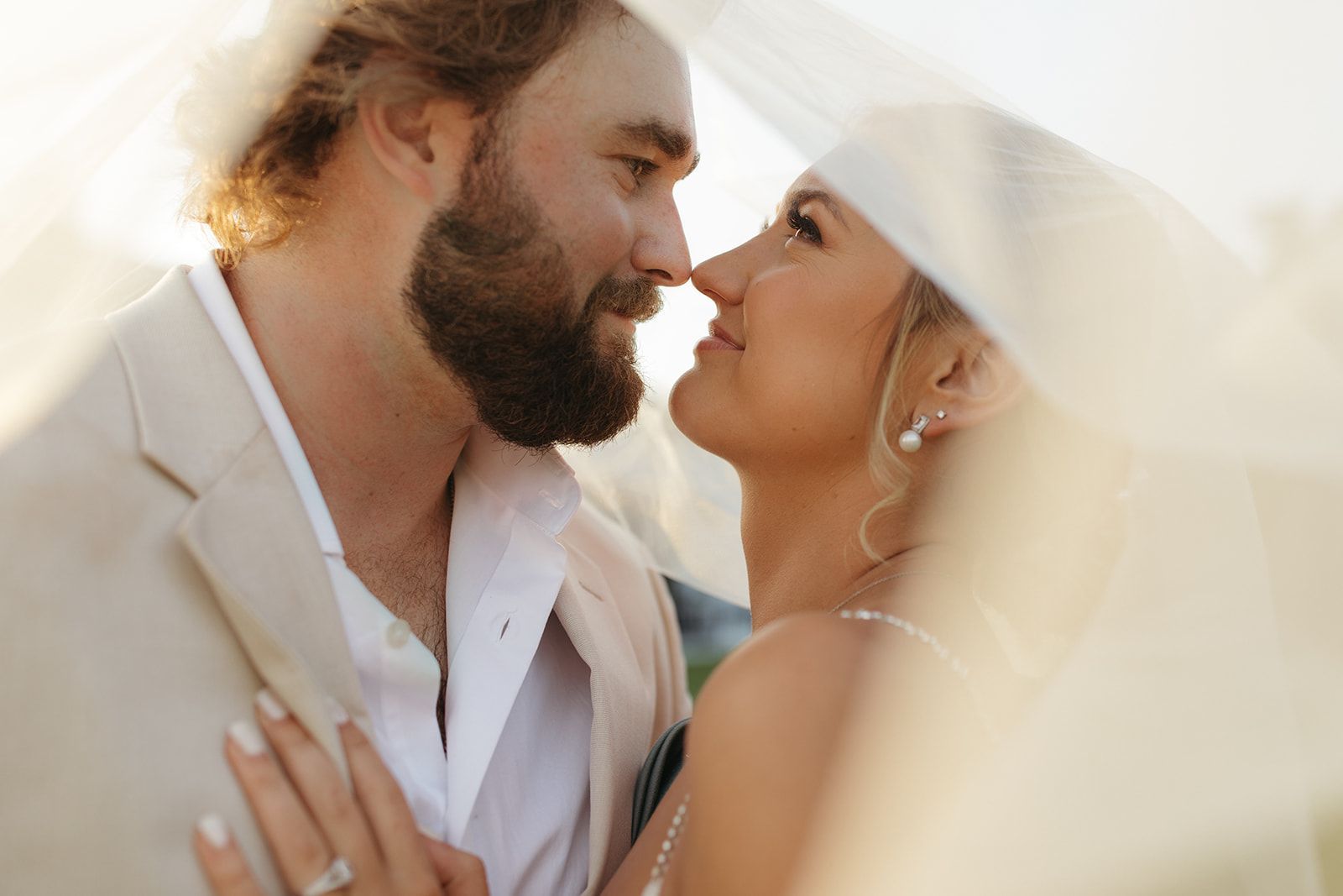 Say ”I Do” to the Love of Your Life at the Champagne Barn in Harrisburg, MO. Book Your Wedding.