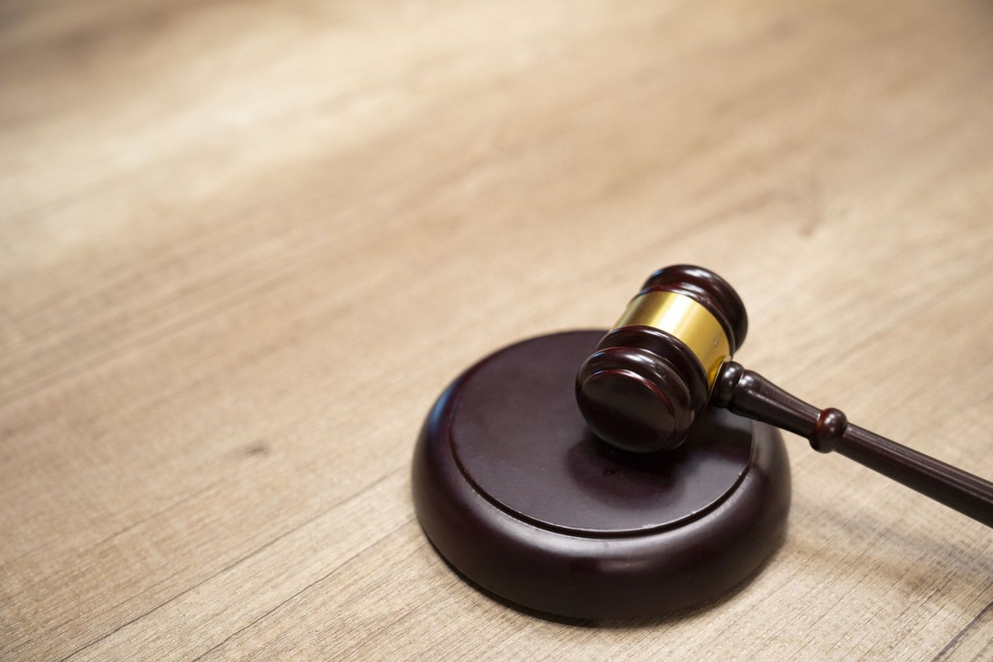 Judge Hammer 1 — Oshkosh, WI — Charles E Williams Law Office, Ltd.