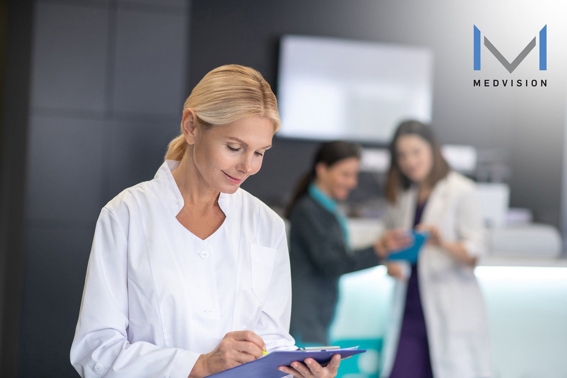 Determining Factors for a Strong Operational MSO