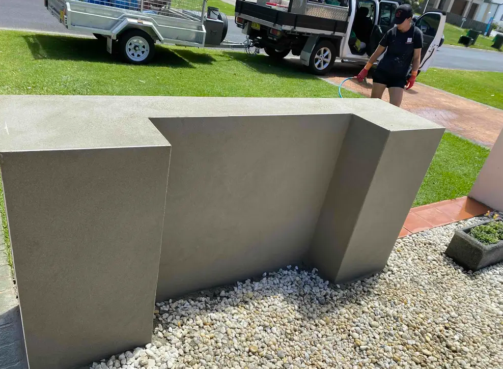 External wall, fencing with rendering