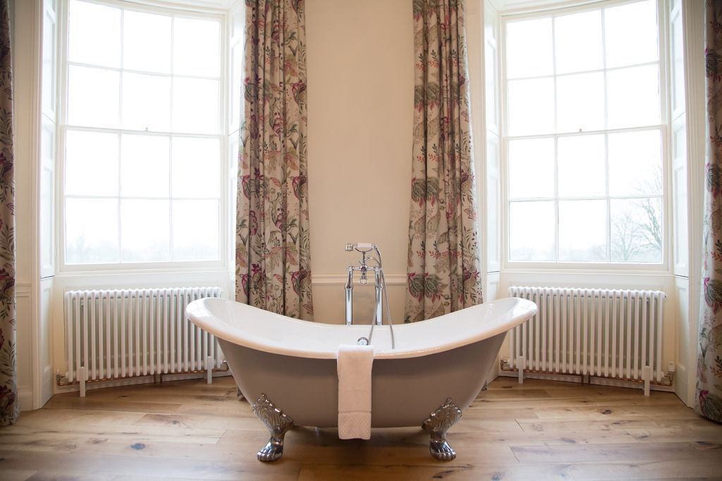luxury bathtub