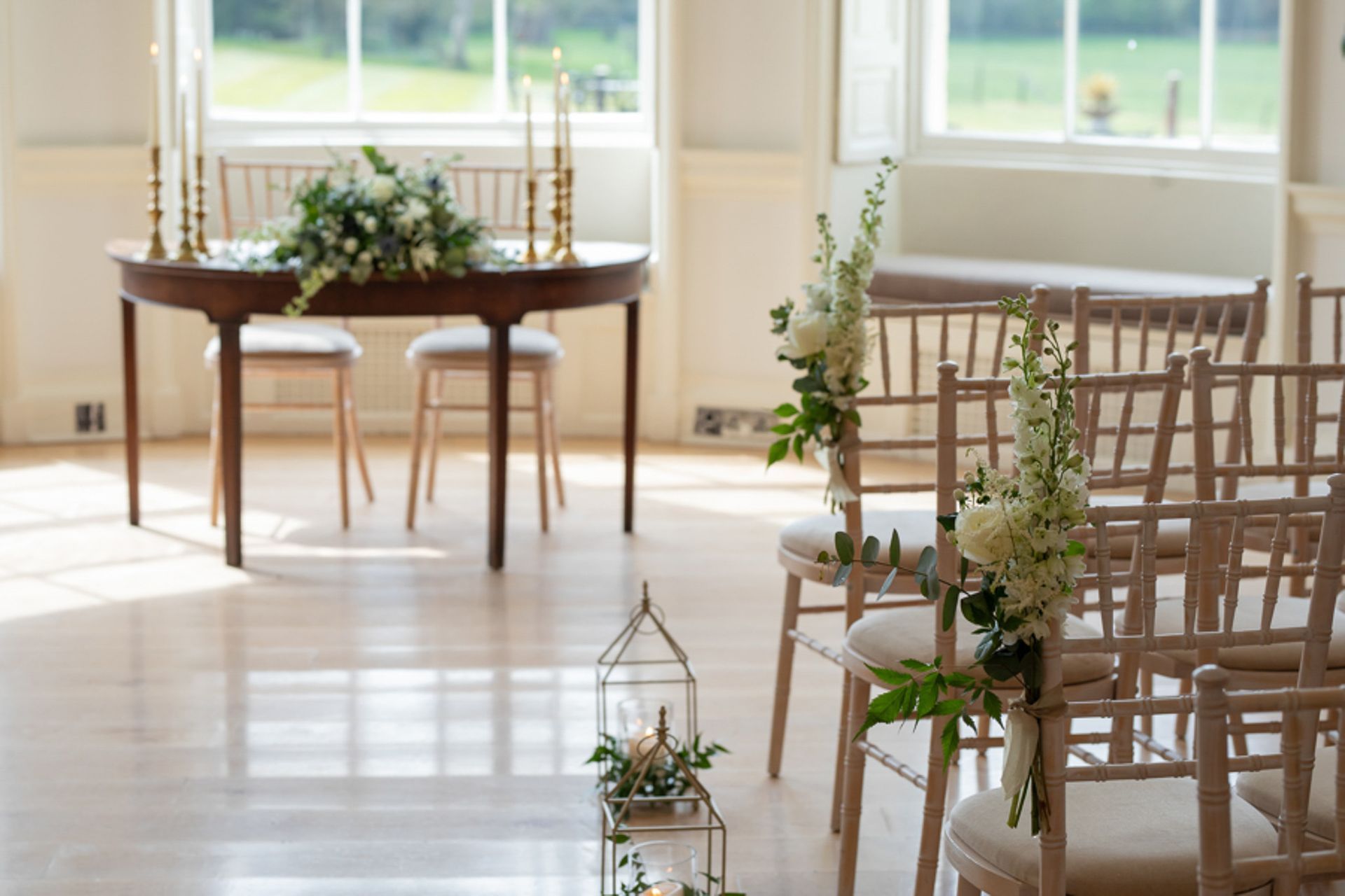 Spring Wedding, Green & White Theme