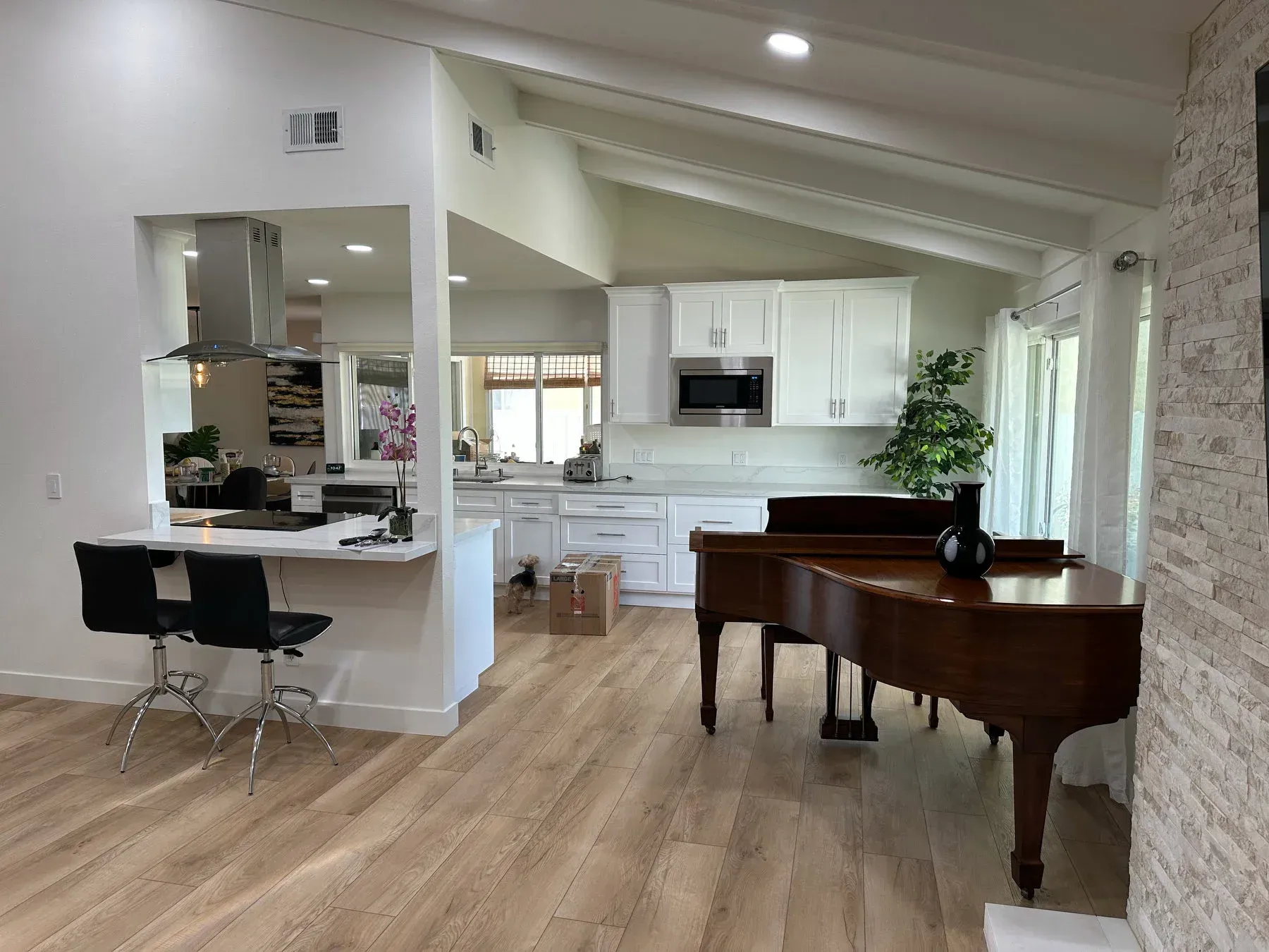 Remodel Contractor - kitchen - by San Diego's Team Renovate