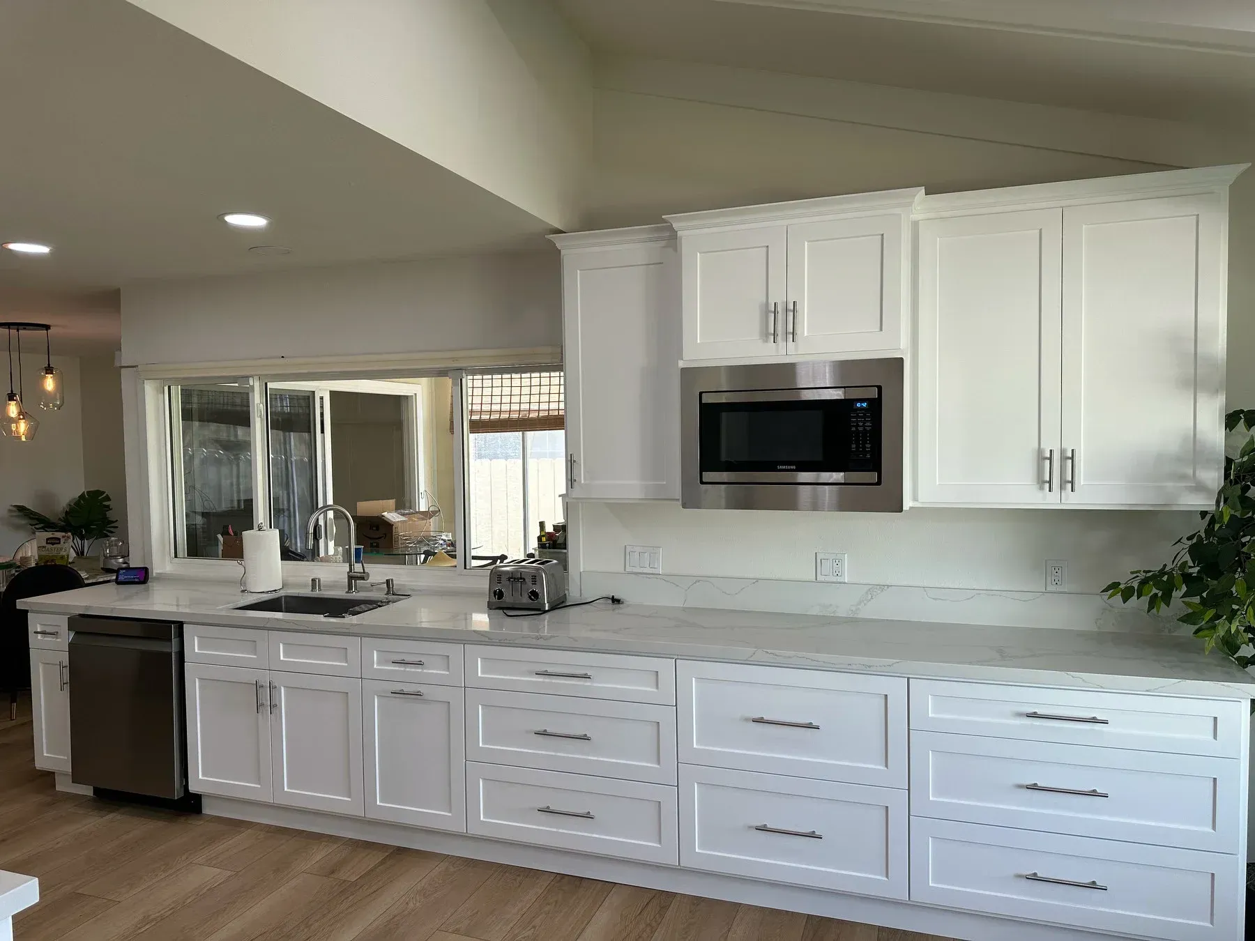 Remodel Contractor - kitchen - by San Diego's Team Renovate