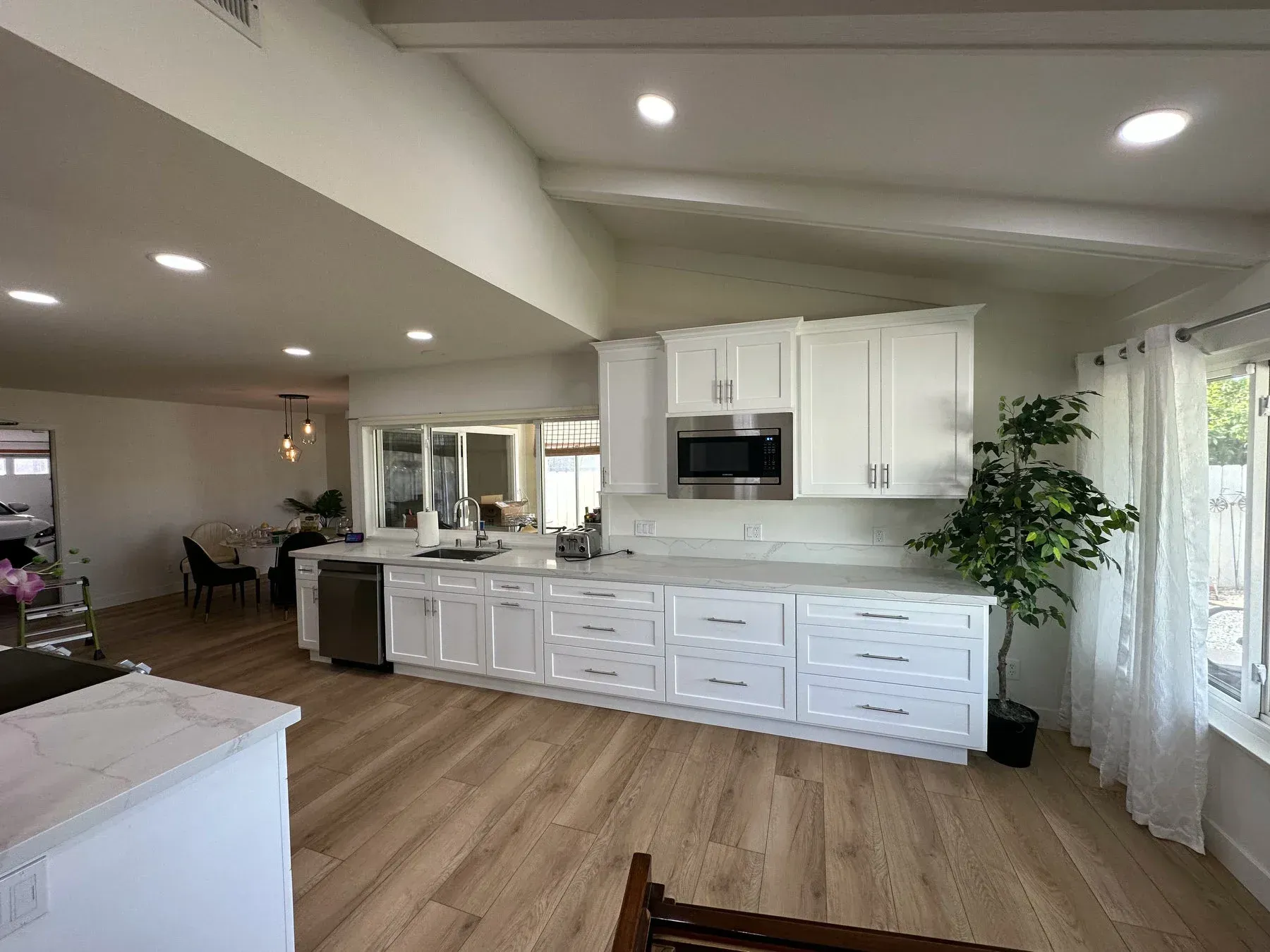 Remodel Contractor - kitchen - by San Diego's Team Renovate