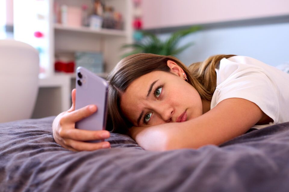 The Dr. Dean Show episode on deciding to limit your child's social media use