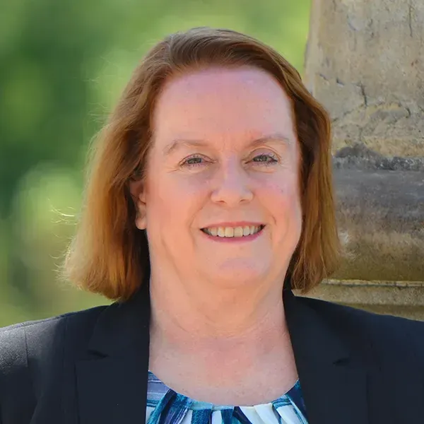 Attorney Geri Lyons Chase Headshot