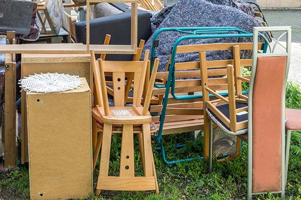 Furniture Waste — Litchfield, MN — L & R Roll Off & Cleanup LLC A residential clean out in progress in MN
