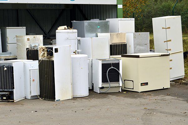 Household Electrical Appliances — Litchfield, MN — L & R Roll Off & Cleanup LLC Household Electrical Appliances — Litchfield, MN — L & R Roll Off & Cleanup LLC