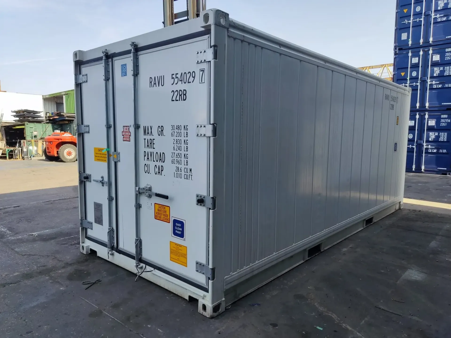 Mr Fridge -refrigeration transport back of 20ft container