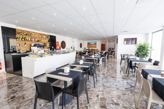 bar in residence in Bari