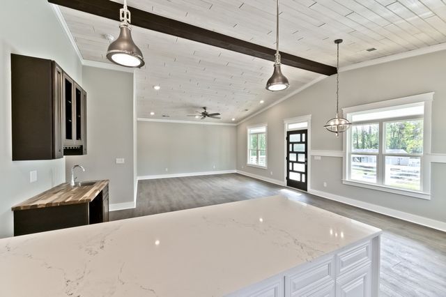 Large Kitchen