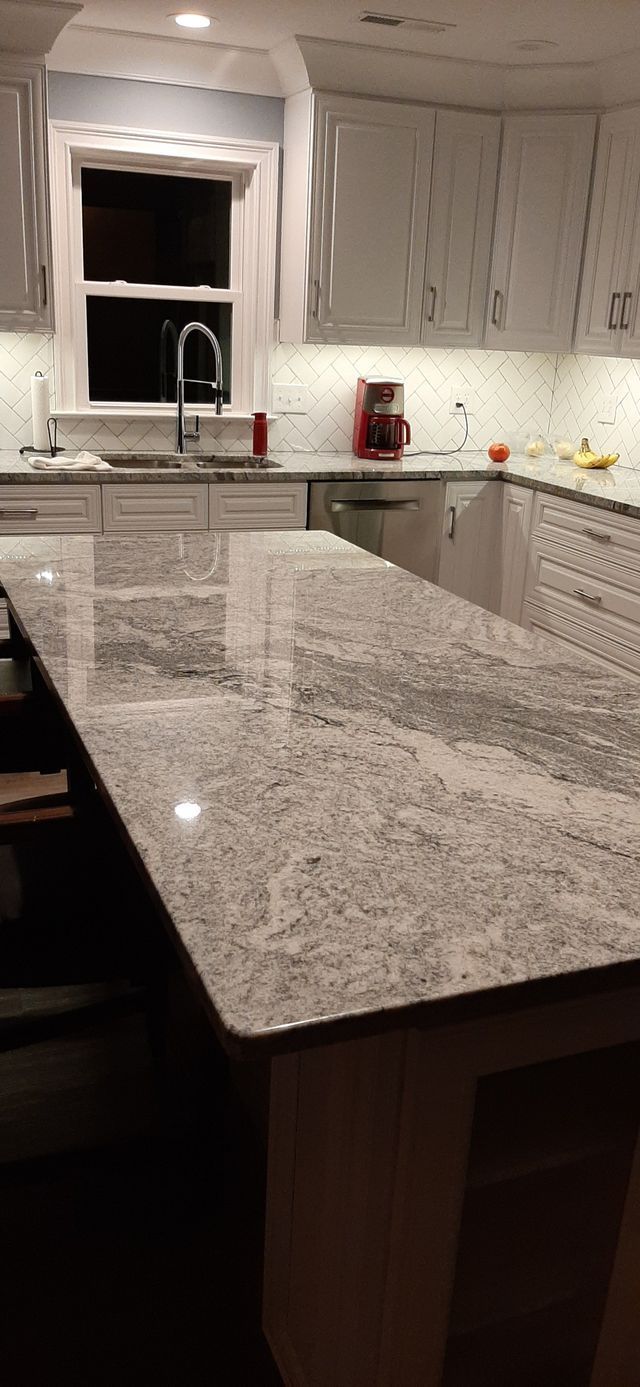 Marble Countertop on Kitchen