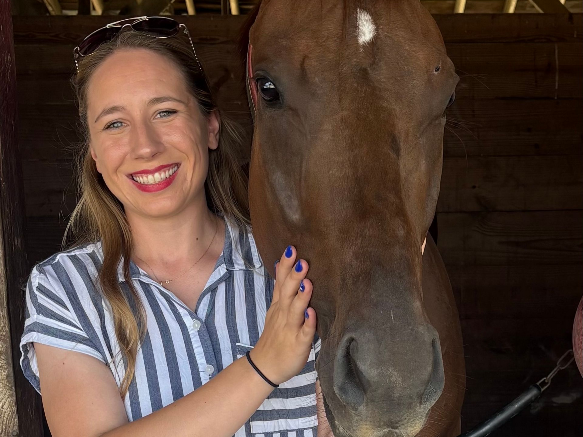 Nicole Wettstein — Louisville, KY — Kentucky Equine Medical Associates PLLC