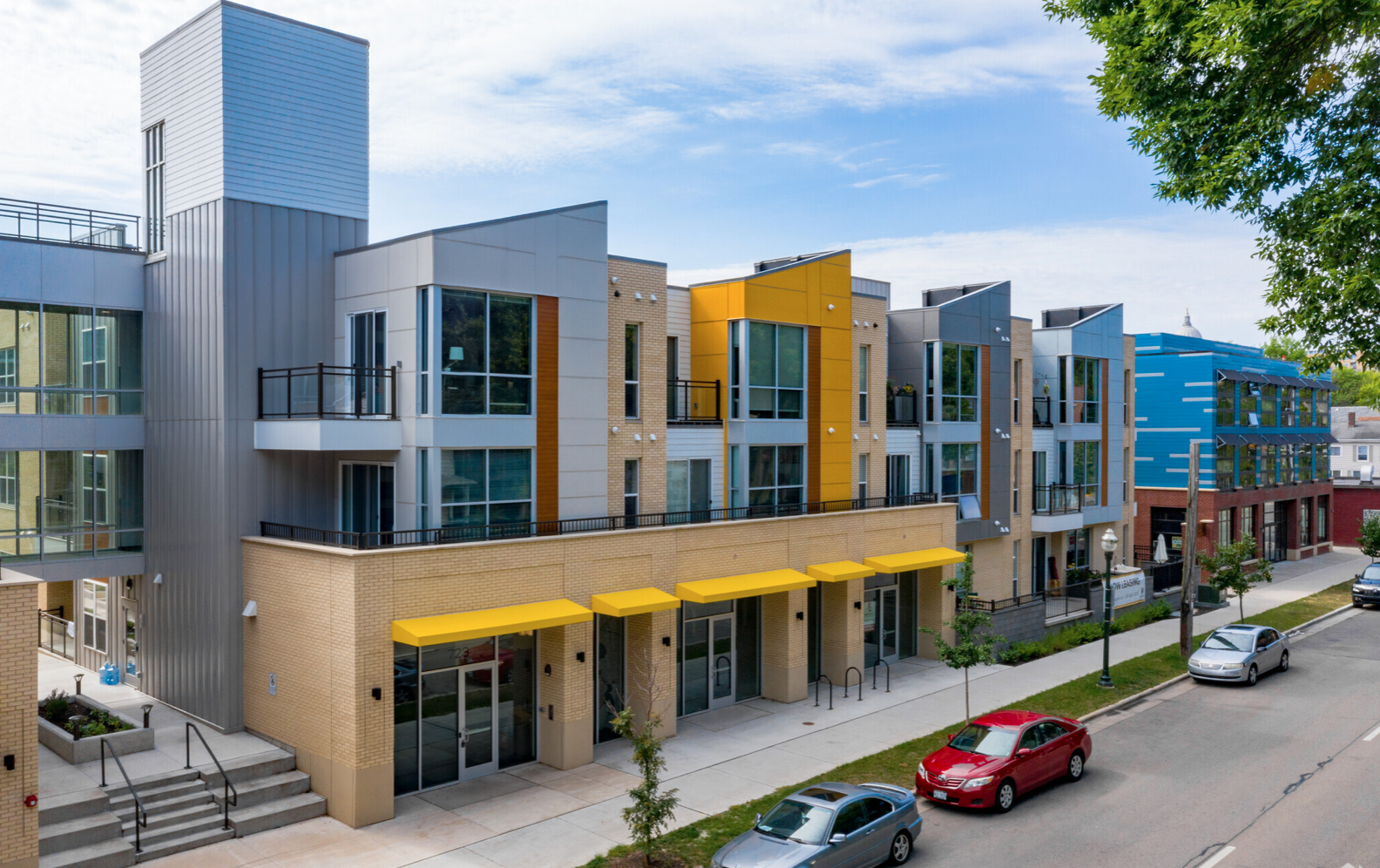 700 East Apartments Exterior