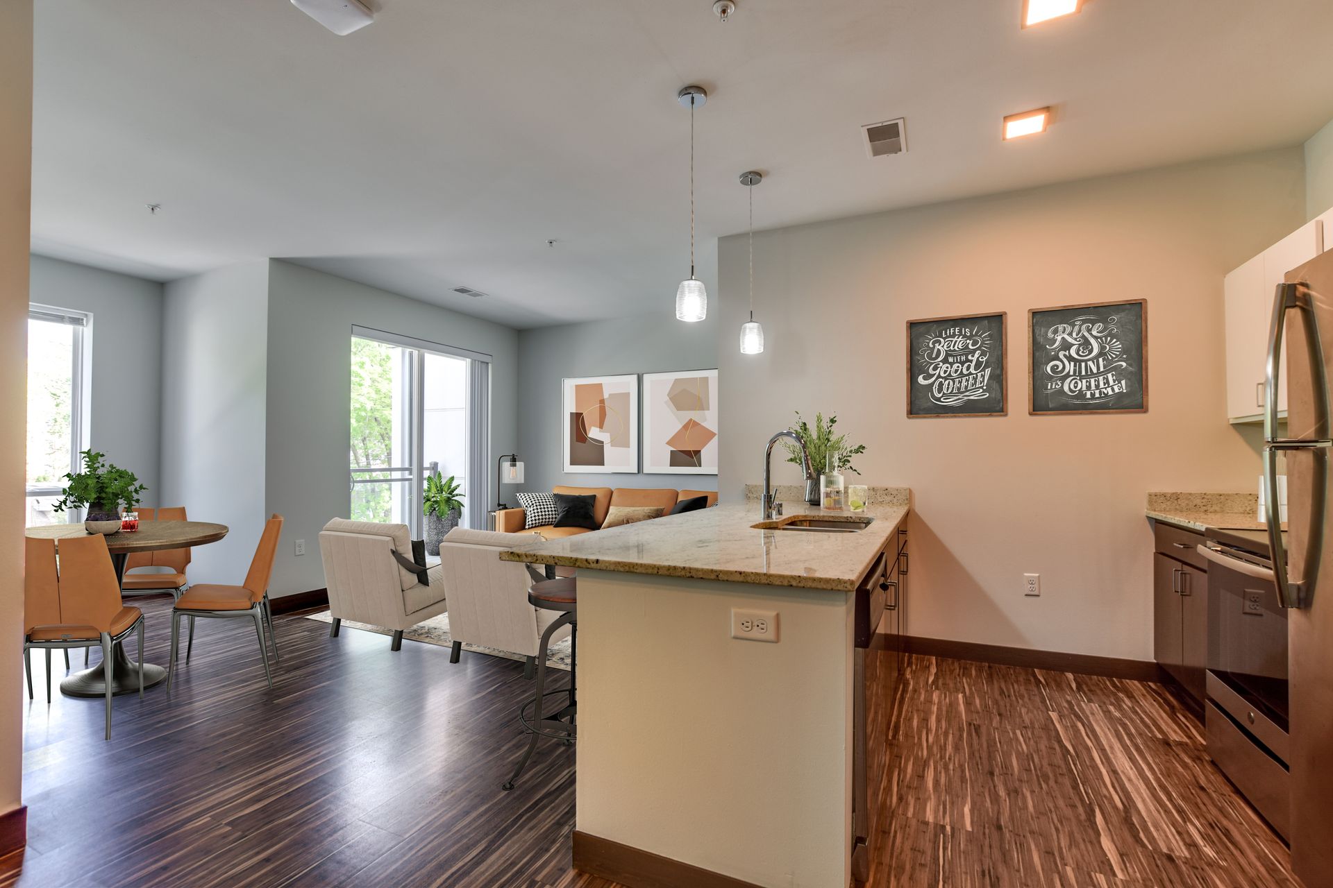 700 East Apartments Interior