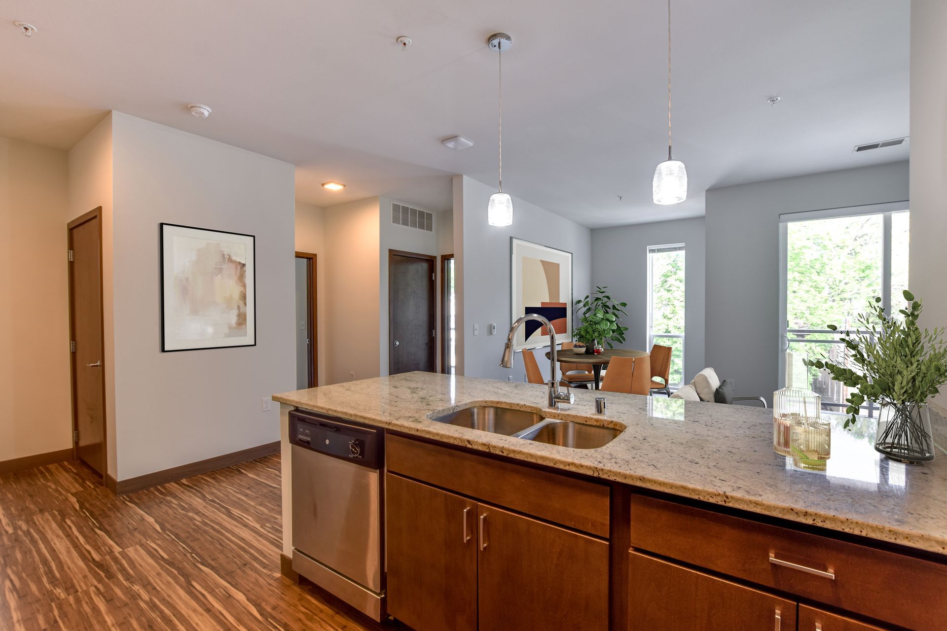 700 East Apartments Interior