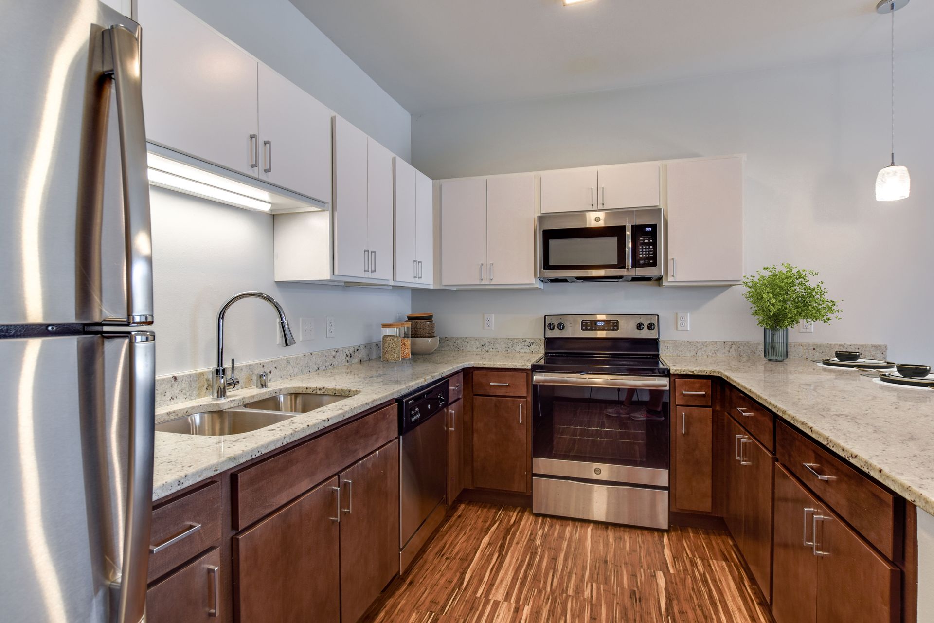 700 East Apartments Interior