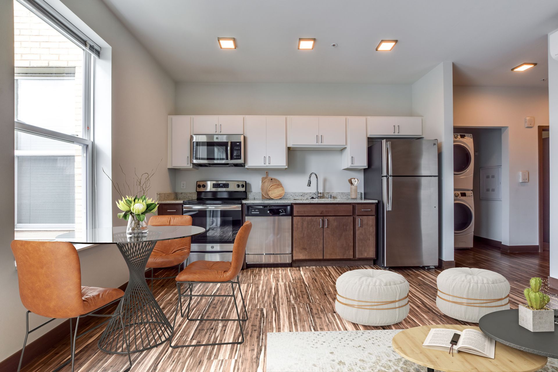 700 East Apartments Interior