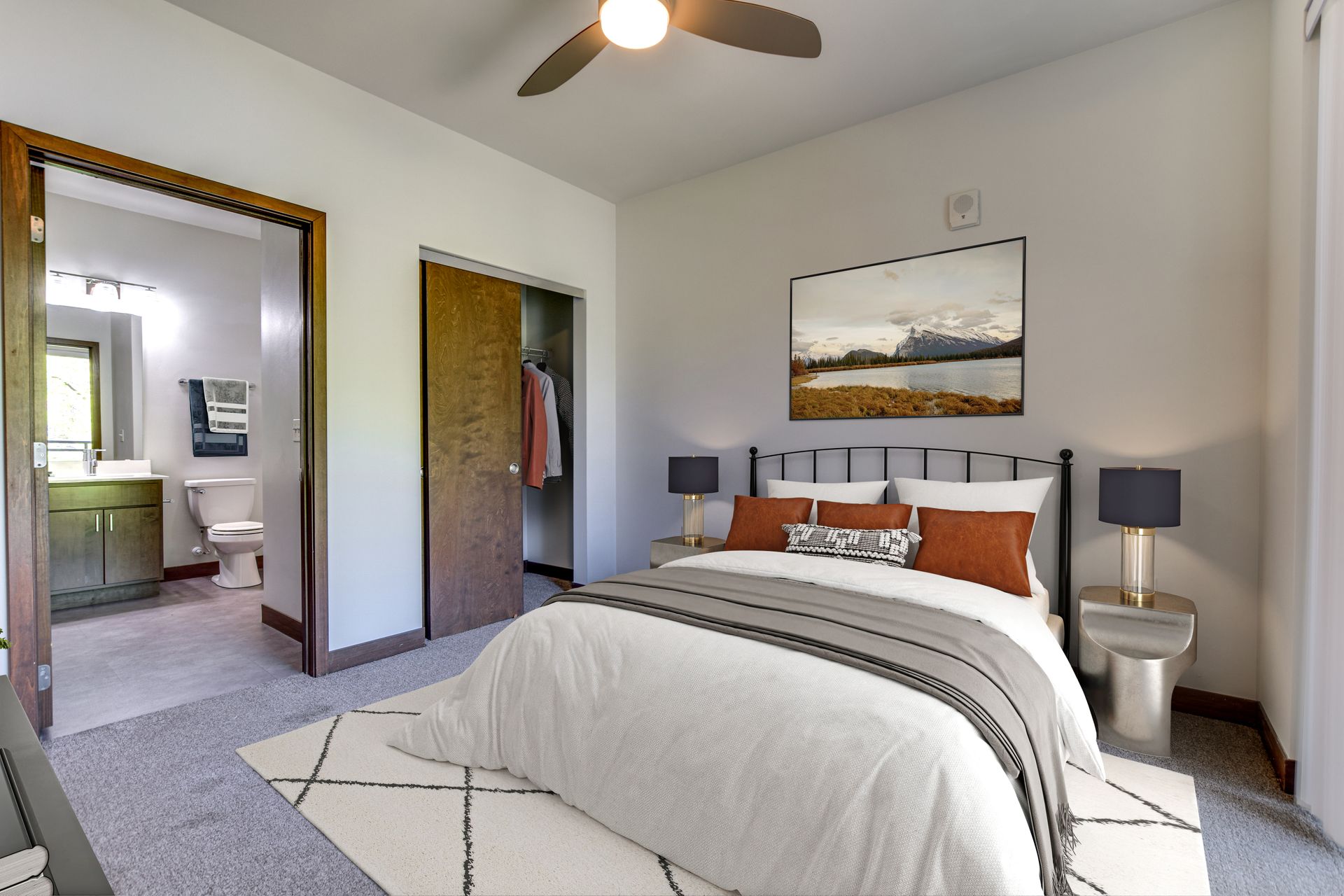 700 East Apartments Interior