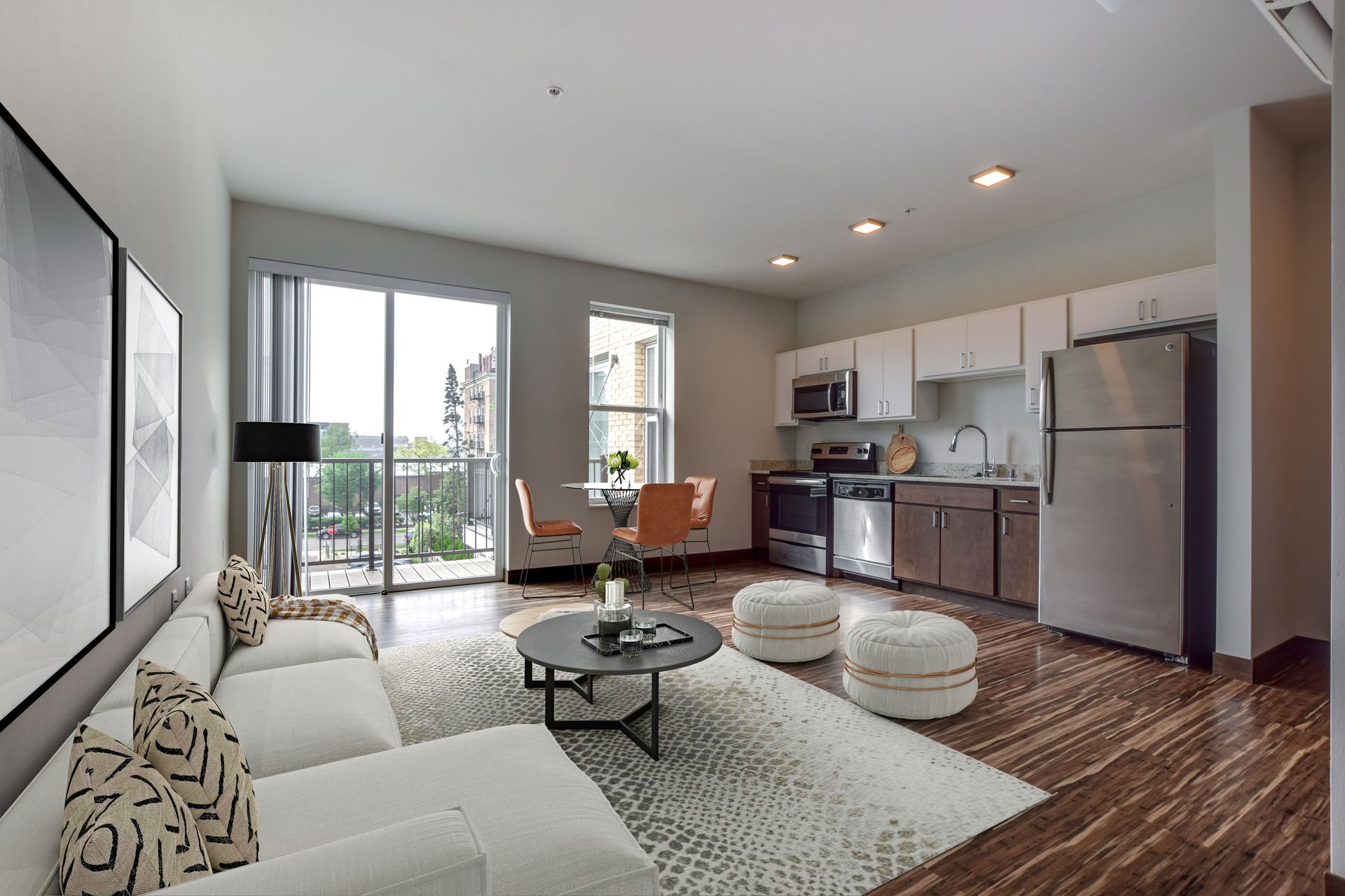 700 East Apartments Interior