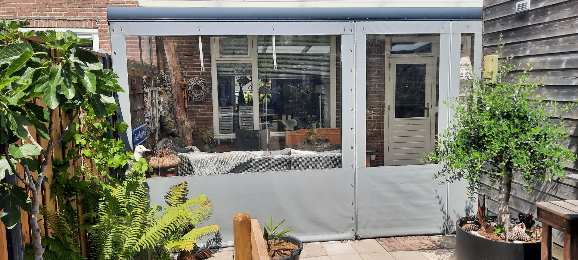 Verandazeil geplaatst in Den Bommel