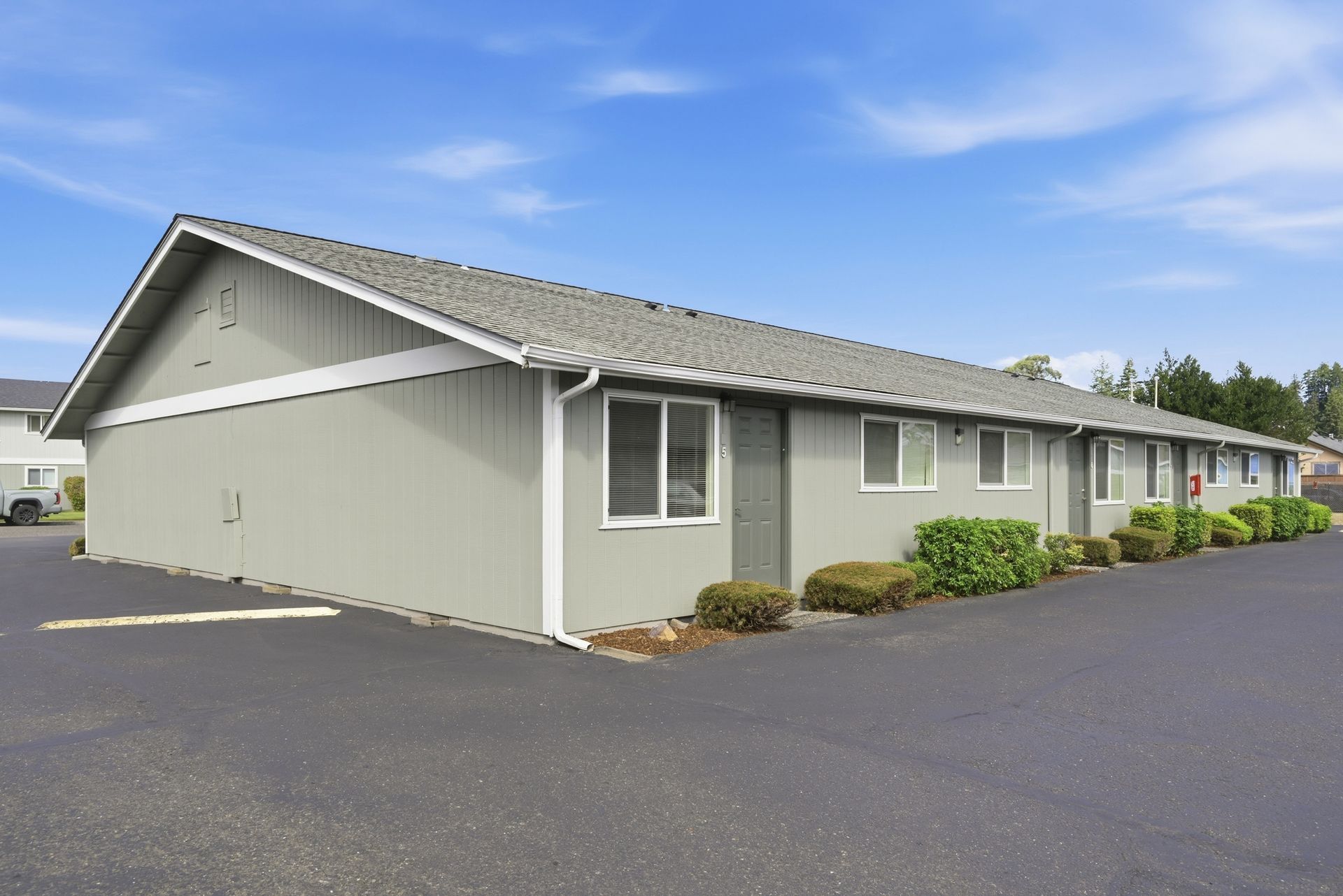 Westridge Apartments - Click to link to Westridge Apartments information page.