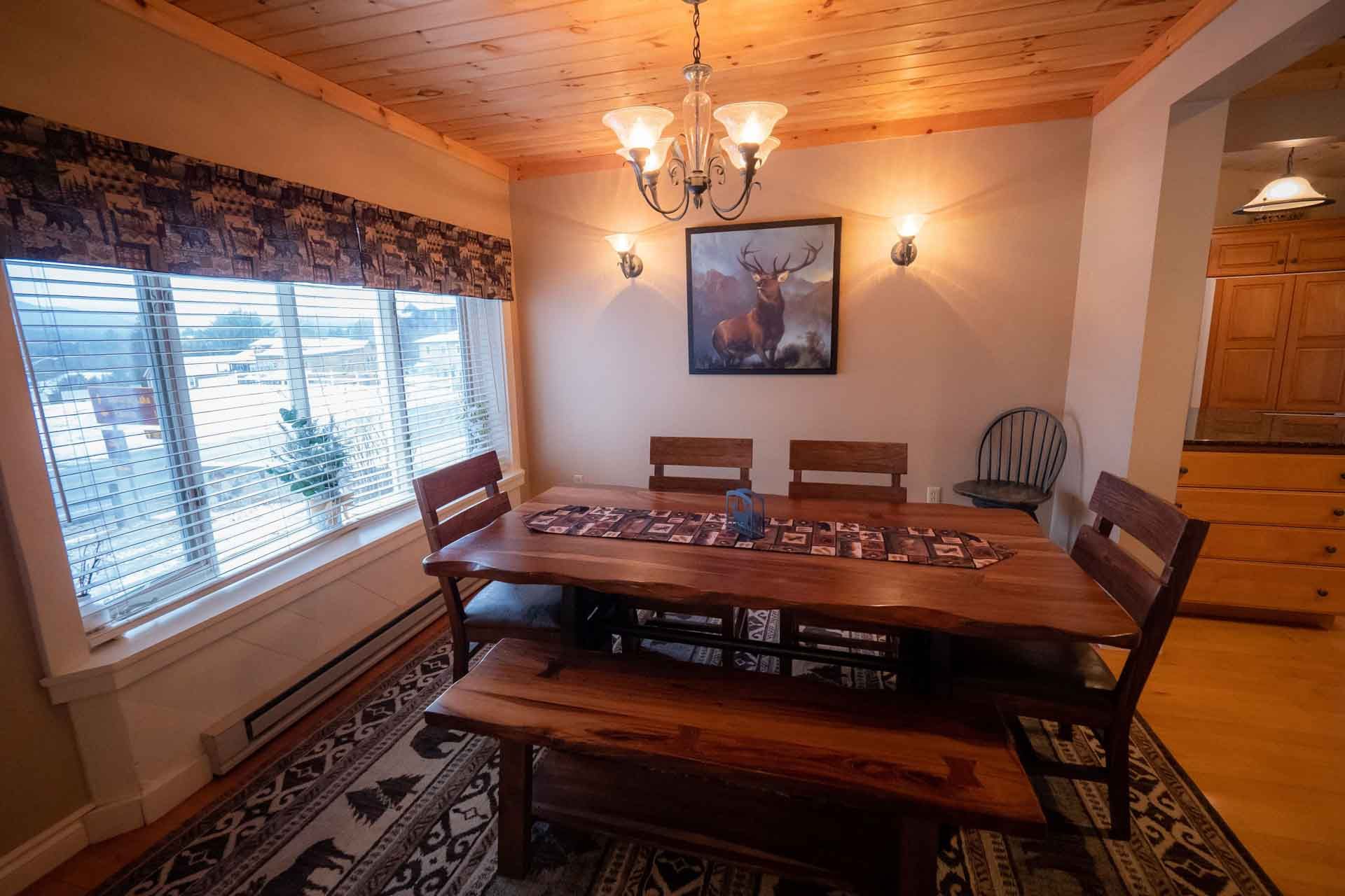 Gallery The Snowshoe Lodge Lake Placid, NY