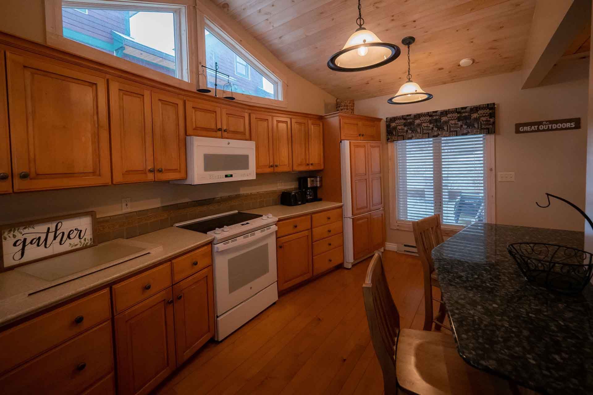 Gallery The Snowshoe Lodge Lake Placid, NY