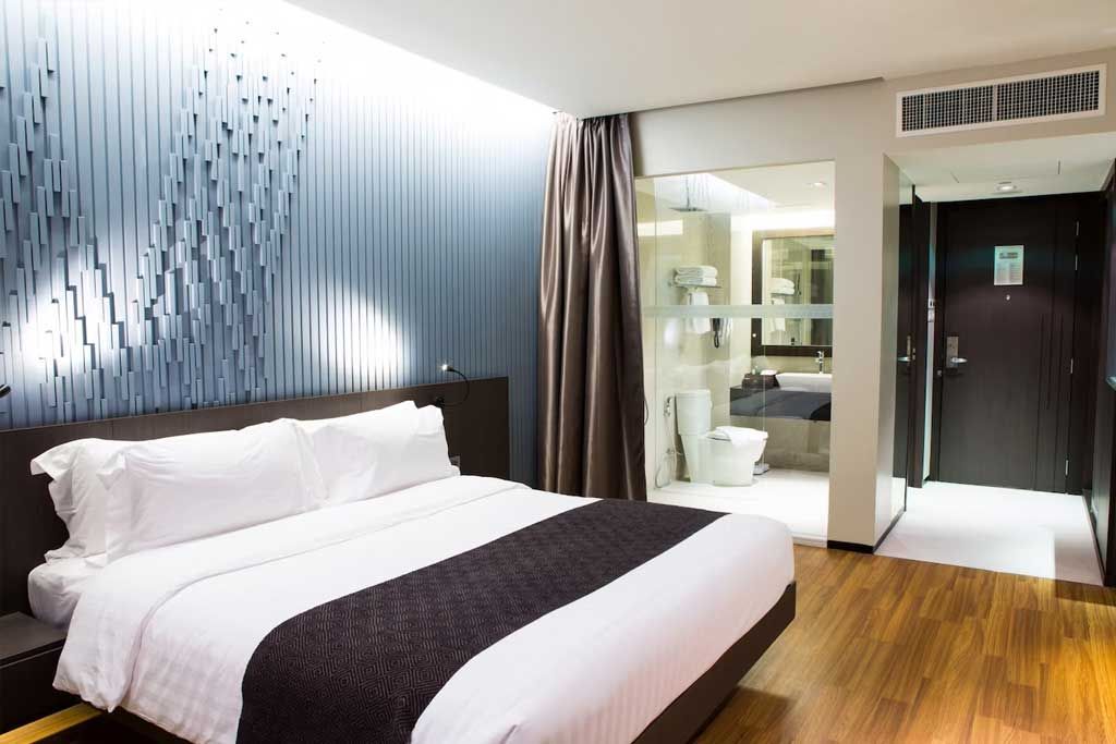 Flexible with Room Choices - Snowshoe