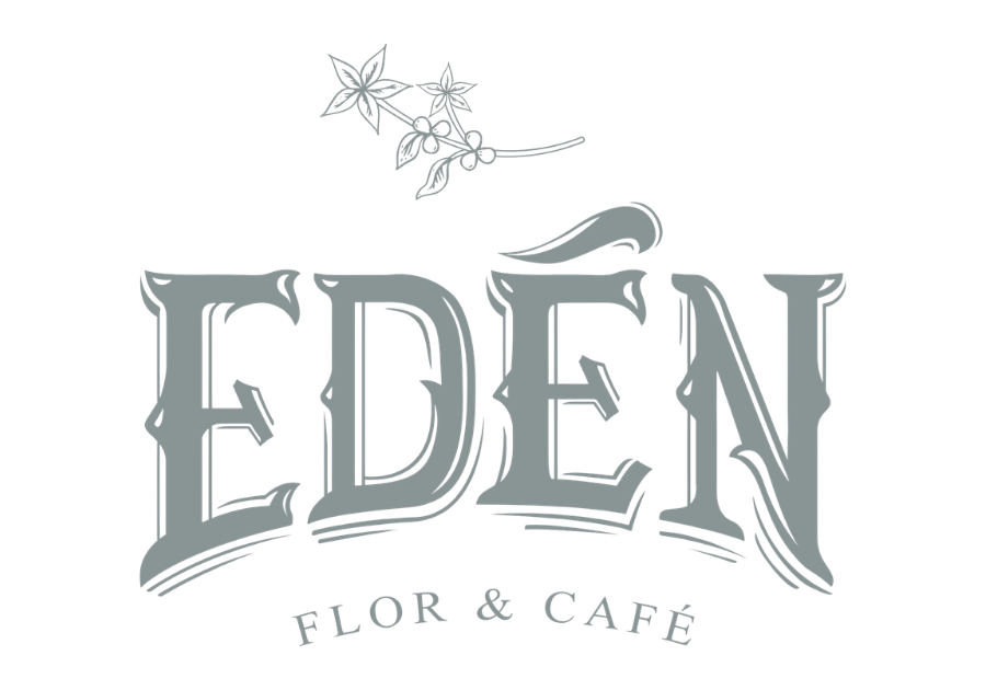 Logo de Edén Flor y Café con letra E gris estilizada rodeada de delicadas hojas y flores verdes.