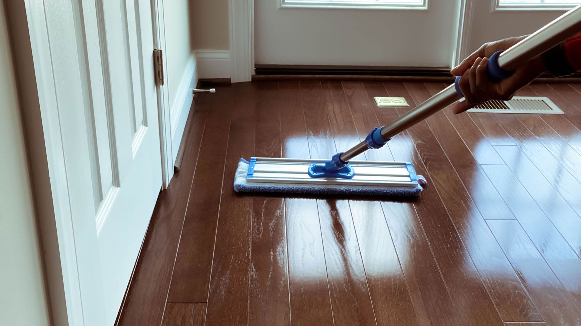 Hardwood Sweeping | South Yarmouth, MA | DRY SERV