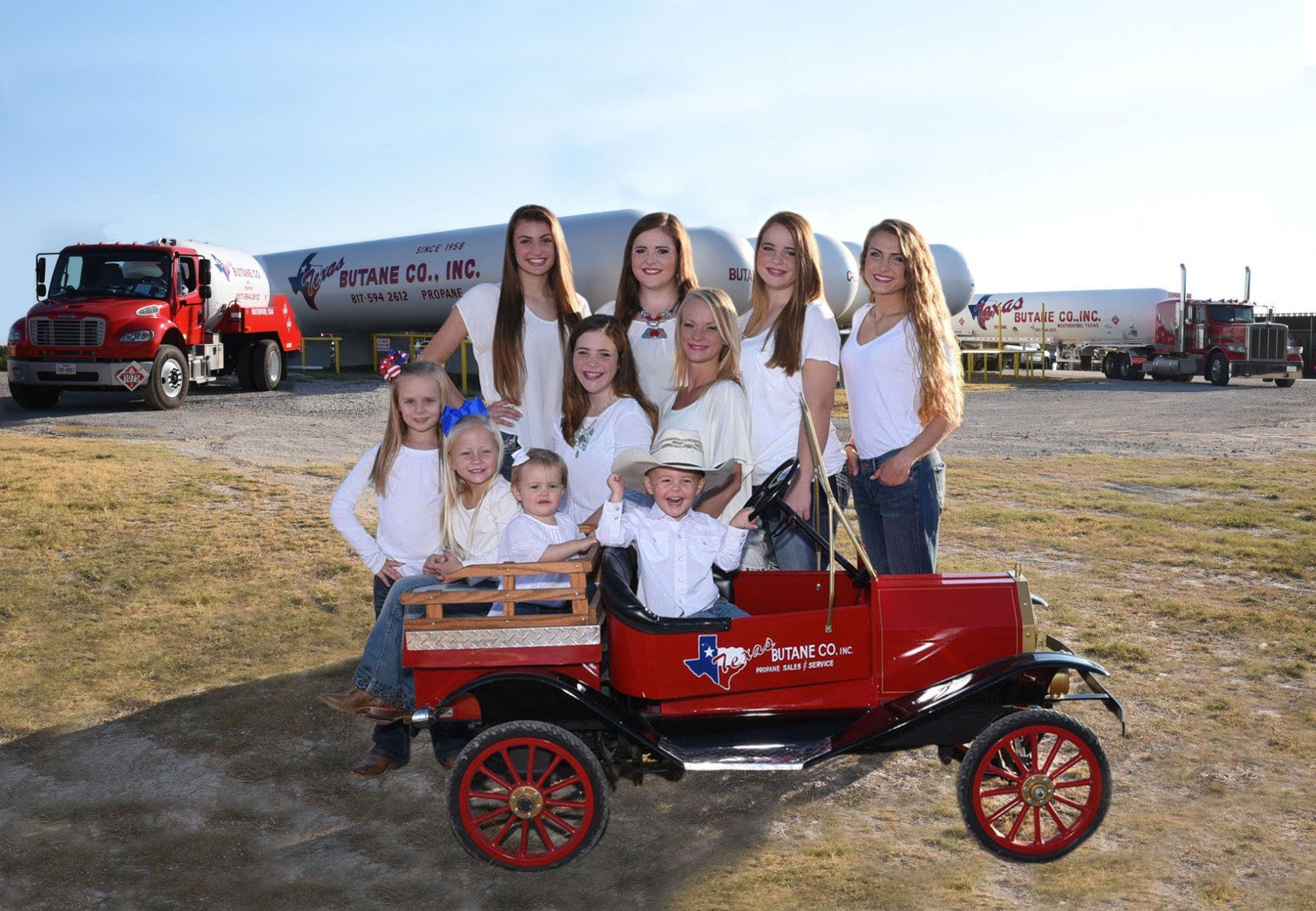 Red Propane Tanks — Weatherford, TX — Texas Butane Co. Inc. Red Propane Tanks — Weatherford, TX — Texas Butane Co. Inc.