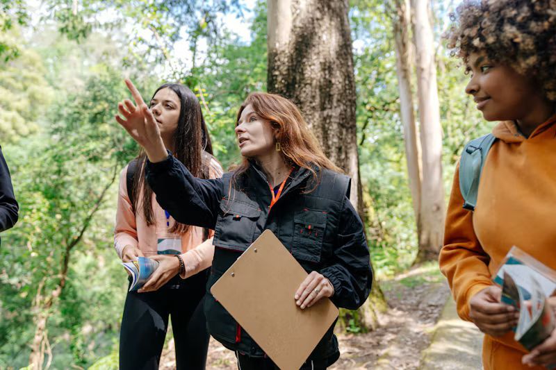 school tour guide