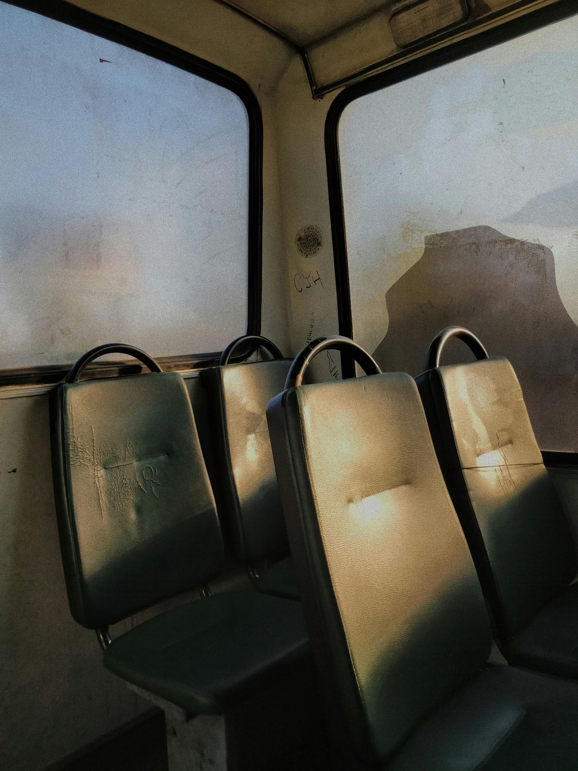 Shuttle Bus-Personal Airport Rides and Friends