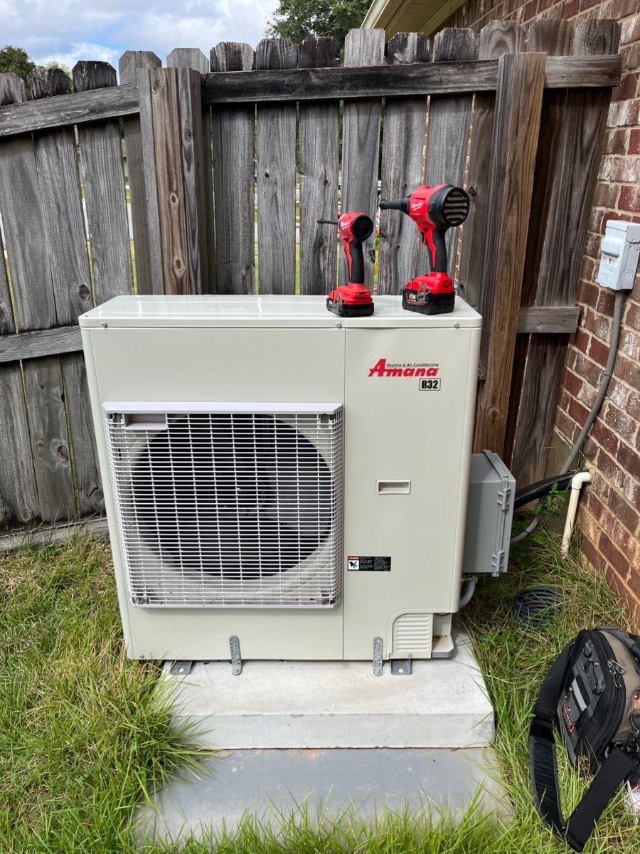 Amana heat pump installed by Estes Heating & Air in Mobile, AL