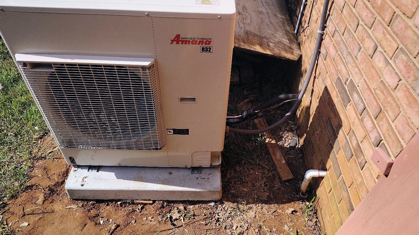 Amana outdoor unit installed by Estes Heating & Air in Mobile, AL