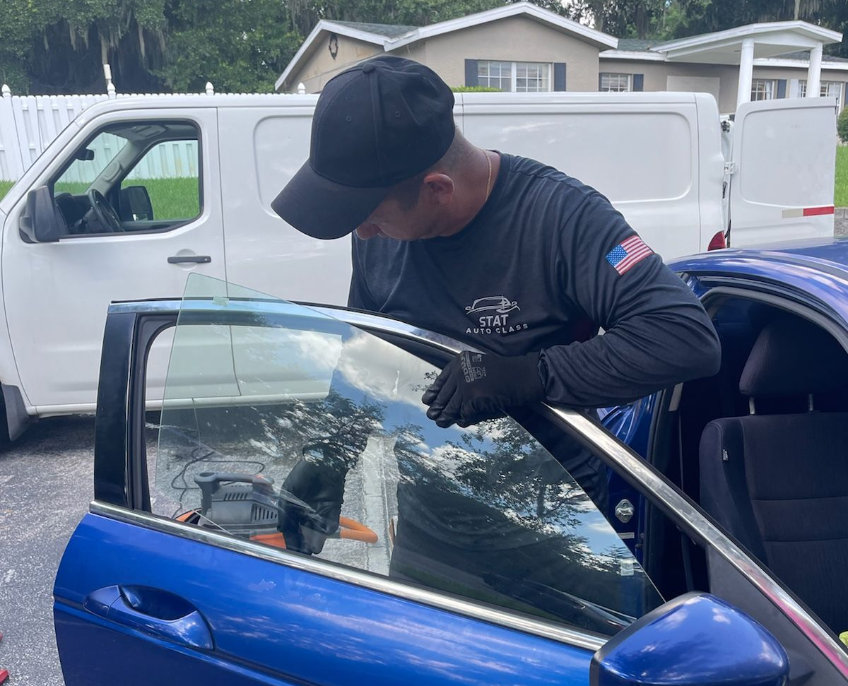 Tesla auto glass replacement near Altamonte Springs, FL