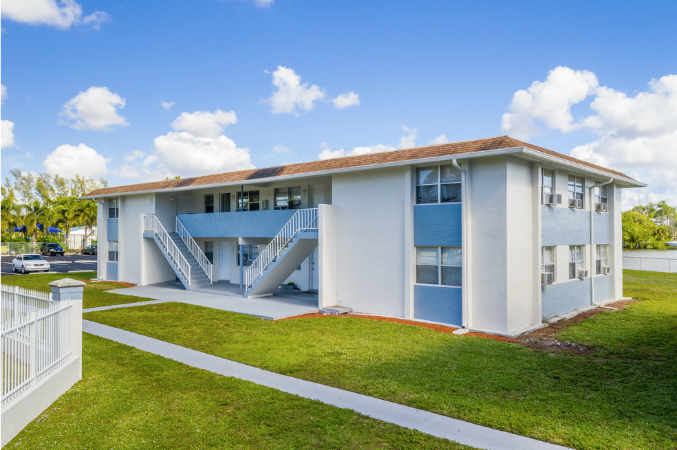 Home Stillwater Cove in Naples, Florida