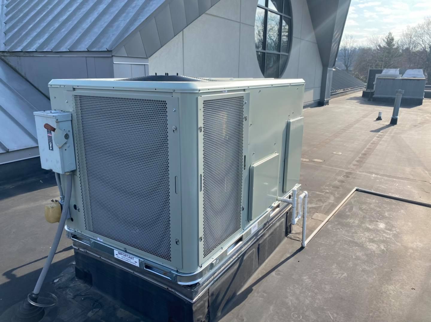 AC System Installed at Roof — LaGrange, KY — Comfort Zone