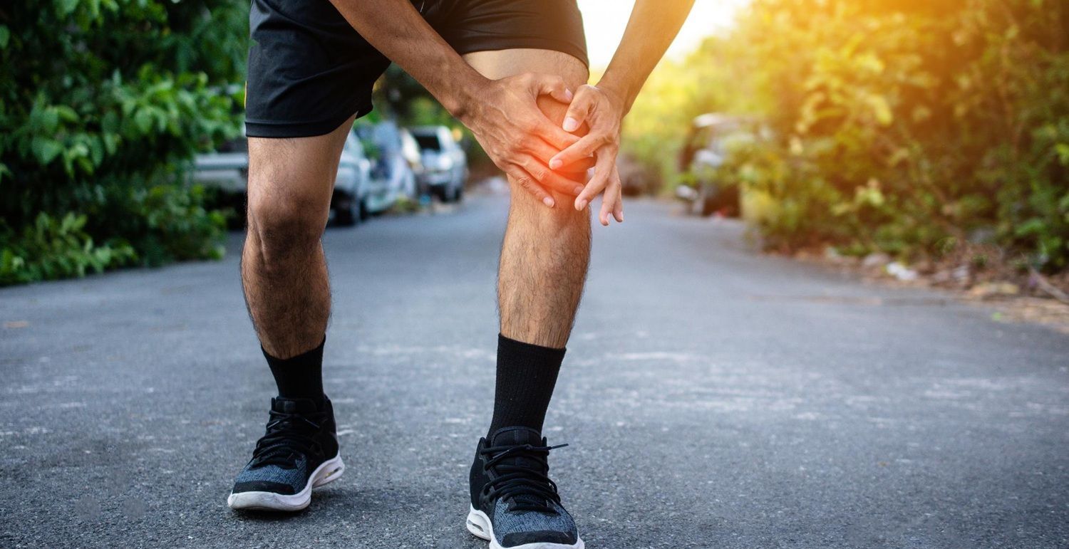 Chiropractors diagnose knee injuries