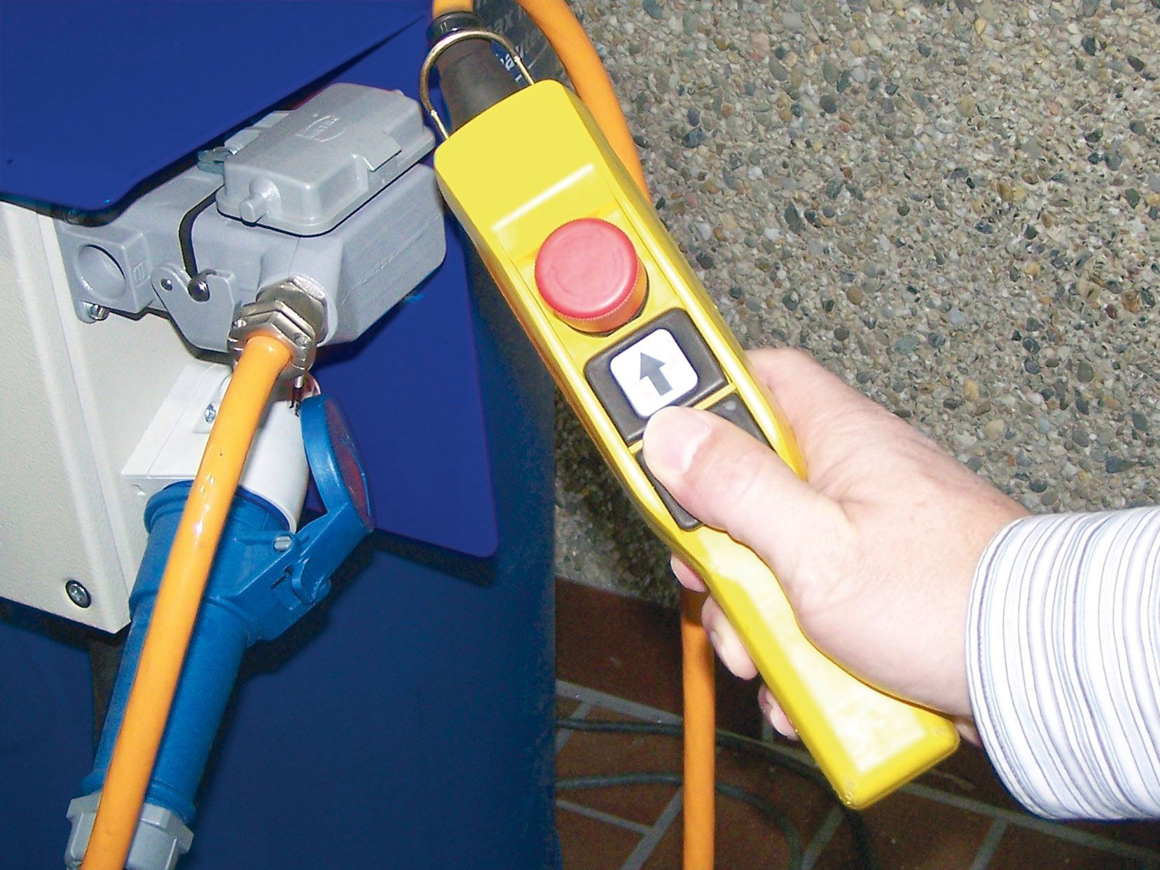 Böcker Construction Lifts 