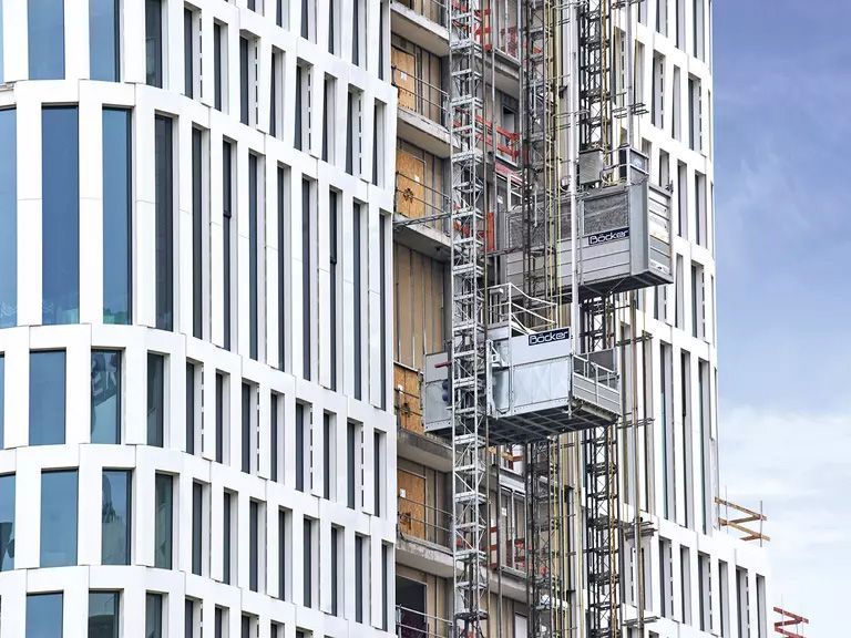 Böcker Construction Lifts 