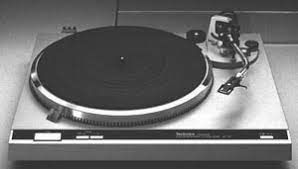 Naald Technics SL-Q2 platenspeler – Tonar 757