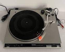 Naald Technics SL-220 platenspeler – Tonar 757
